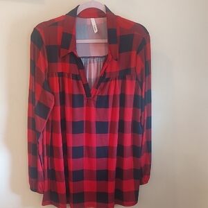 Plaid V-Neck Tunic Top in Red and Black